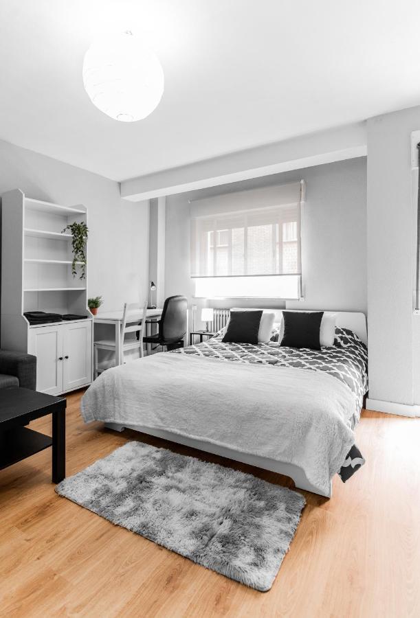 Apartamento Premiun Plaza Del Oeste Apartment Salamanca Luaran gambar